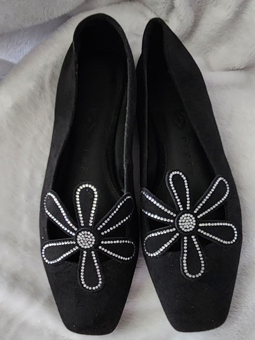 Katie Perry Black Women's Floral Crystal Ballet Flats